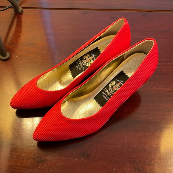 Japanese women’s shoes. Size 6 - Picture 1 of 5